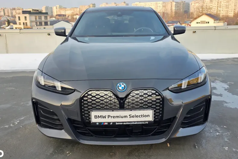 BMW i4 (Seria i) din 2024 cu 5.200 km - oferta BMW185294 - foto 2