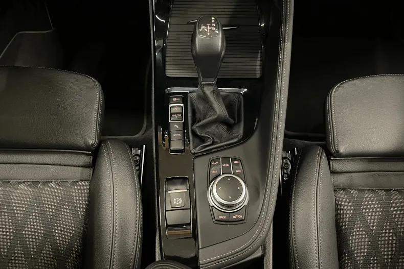 BMW X1 (Seria X) din 2022 cu 123.322 km - oferta BMW185306 - foto 24