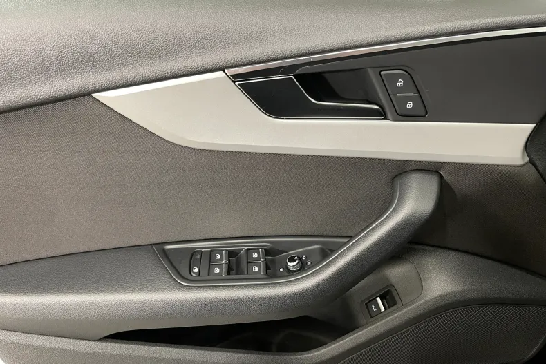 Audi A4 din 2021 cu 65.768 km - oferta AUD185308 - foto 22