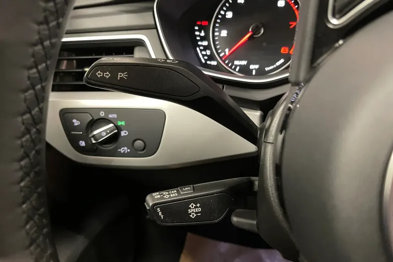 Audi A4 din 2021 cu 65.768 km - oferta AUD185308 - foto 24