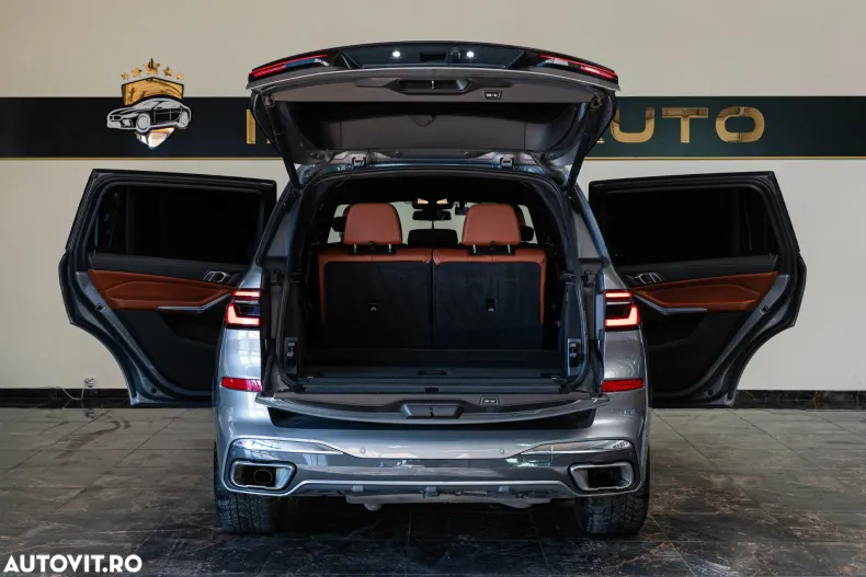BMW X7 (Seria X) din 2023 cu 83.223 km - oferta BMW185312 - foto 3