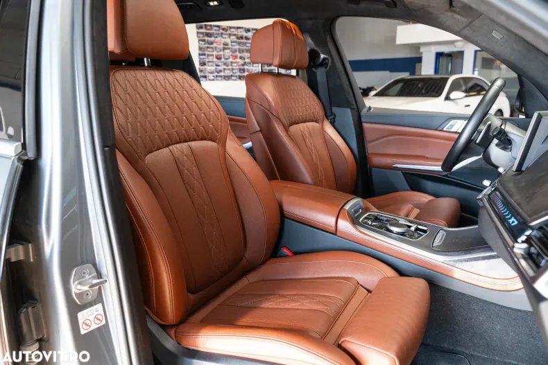 BMW X7 (Seria X) din 2023 cu 83.223 km - oferta BMW185312 - foto 32