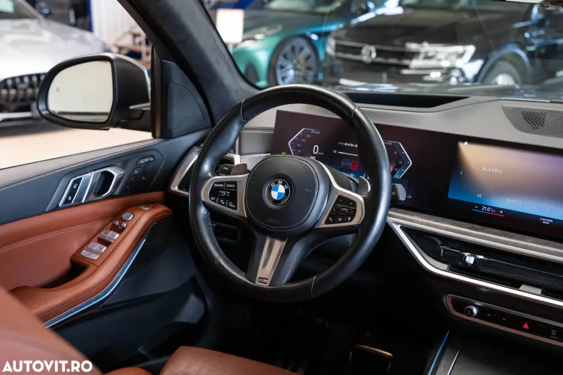 BMW X7 (Seria X) din 2023 cu 83.223 km - oferta BMW185312 - foto 34