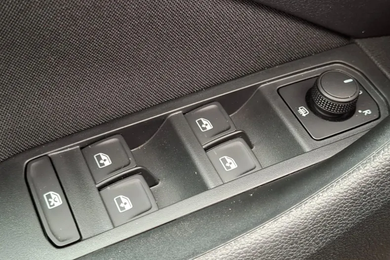 Skoda Scala din 2025 cu 9 km - oferta SKO185315 - foto 10