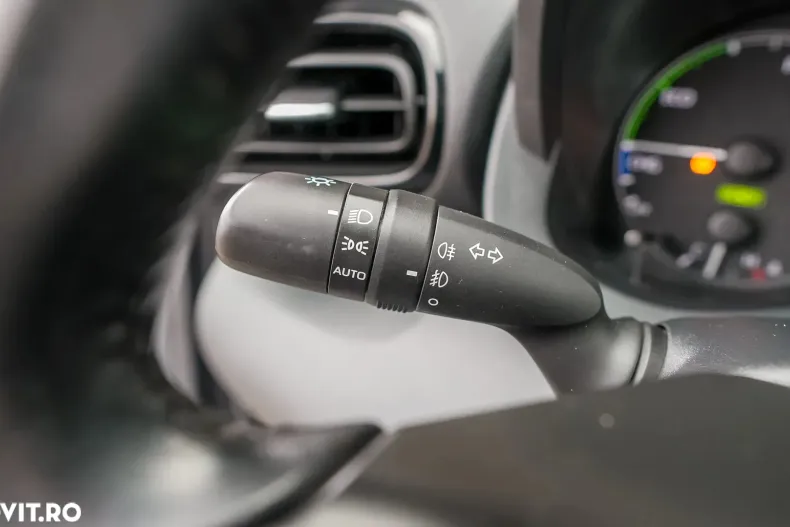 Toyota Yaris din 2022 cu 99.000 km - oferta TOY185324 - foto 18