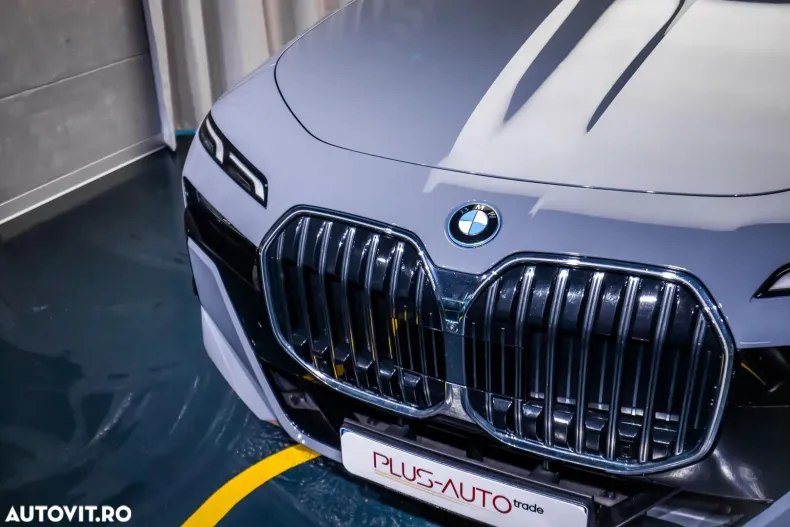 BMW Seria 7 din 2023 cu 84.800 km - oferta BMW185326 - foto 30