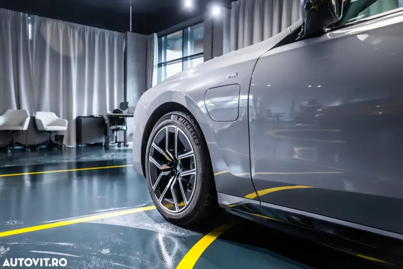 BMW Seria 7 din 2023 cu 84.800 km - oferta BMW185326 - foto 37