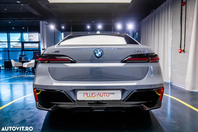 BMW Seria 7 din 2023 cu 84.800 km - oferta BMW185326 - foto 40