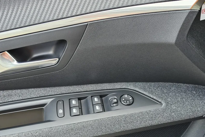 Peugeot 5008 din 2023 cu 161.500 km - oferta PEU185333 - foto 28