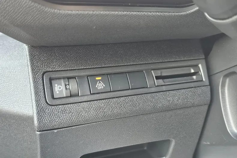 Peugeot 5008 din 2023 cu 161.500 km - oferta PEU185333 - foto 29