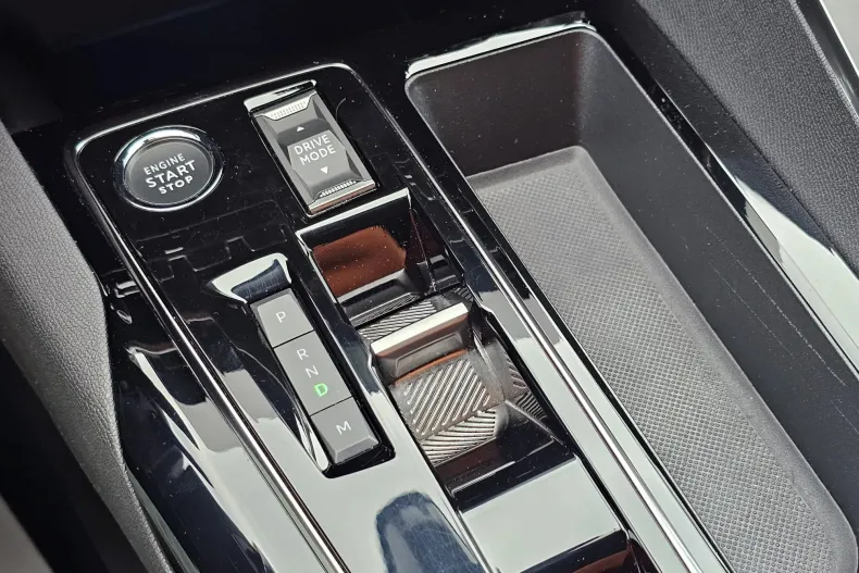 Peugeot 5008 din 2023 cu 161.500 km - oferta PEU185333 - foto 31