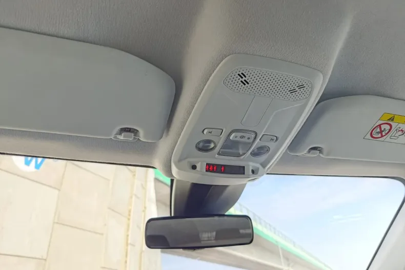 Peugeot 208 din 2023 cu 78.039 km - oferta PEU185336 - foto 21