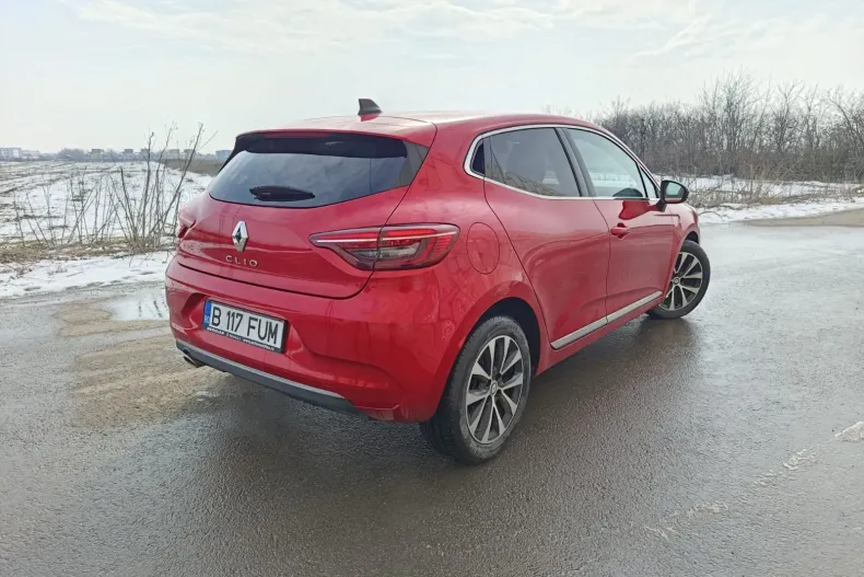 Renault Clio din 2023 cu 80.191 km - oferta REN185337 - foto 5
