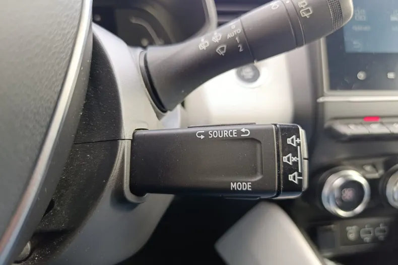 Renault Clio din 2023 cu 80.191 km - oferta REN185337 - foto 17