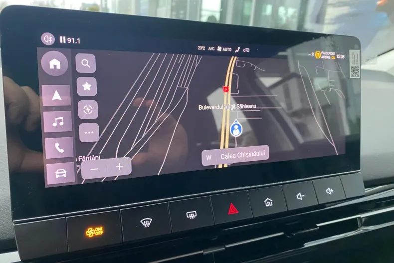 MG MG4 din 2025 cu 650 km - oferta MG0185338 - foto 26