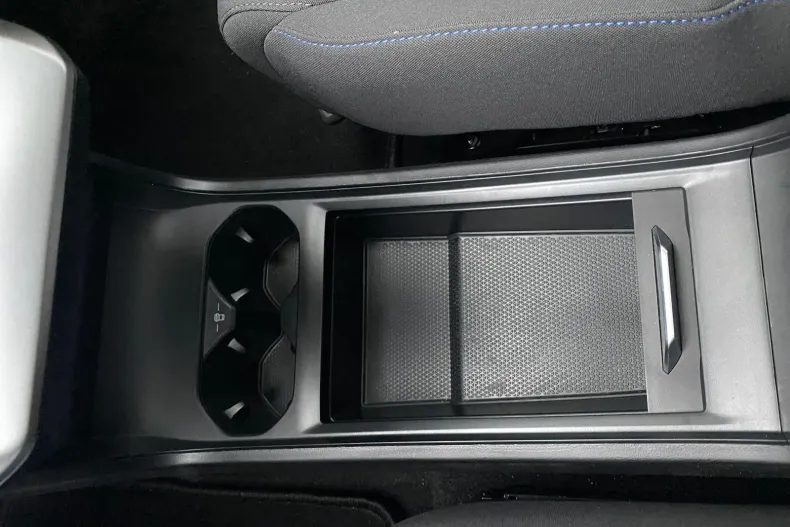 MG MG4 din 2025 cu 650 km - oferta MG0185338 - foto 28