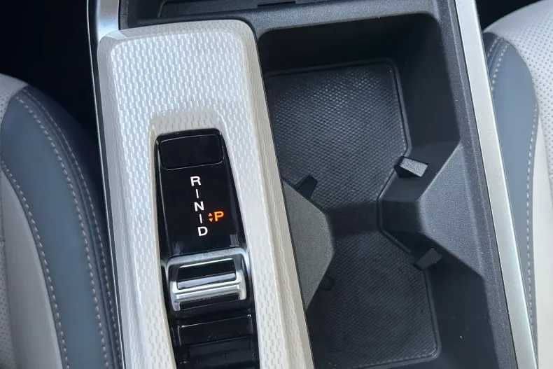 Ssangyong Torres din 2025 cu 2.500 km - oferta SSA185339 - foto 22