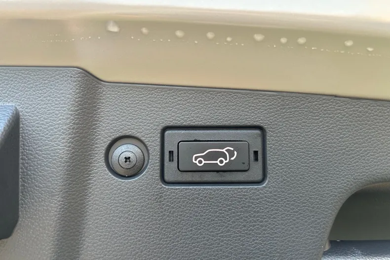 Ssangyong Torres din 2025 cu 2.500 km - oferta SSA185339 - foto 35