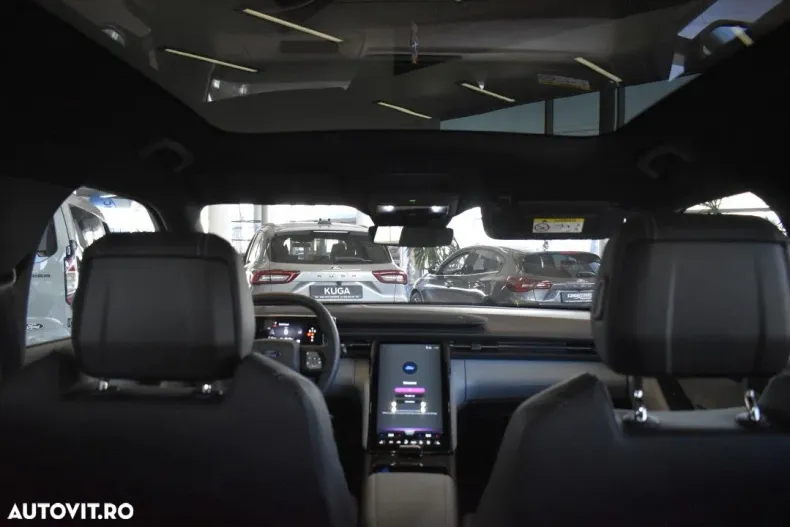 Ford Explorer din 2025 cu 5.000 km - oferta FOR185340 - foto 12