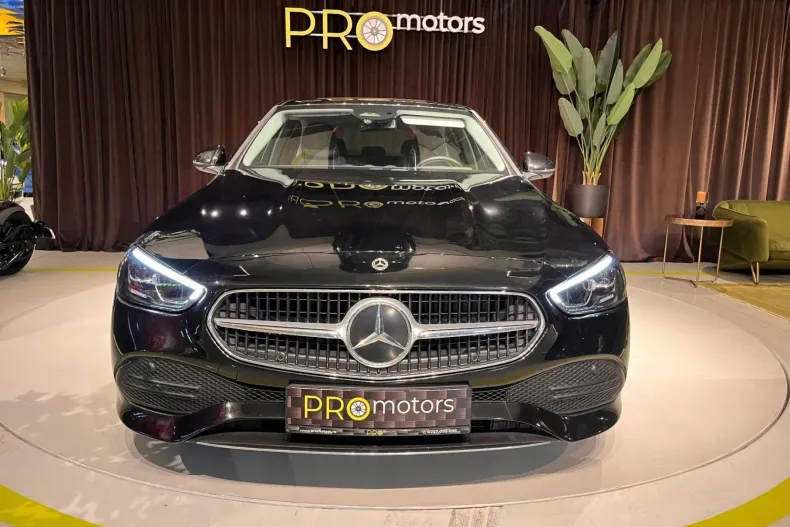 Mercedes-Benz C din 2023 cu 72.500 km - oferta MER185345 - foto 2