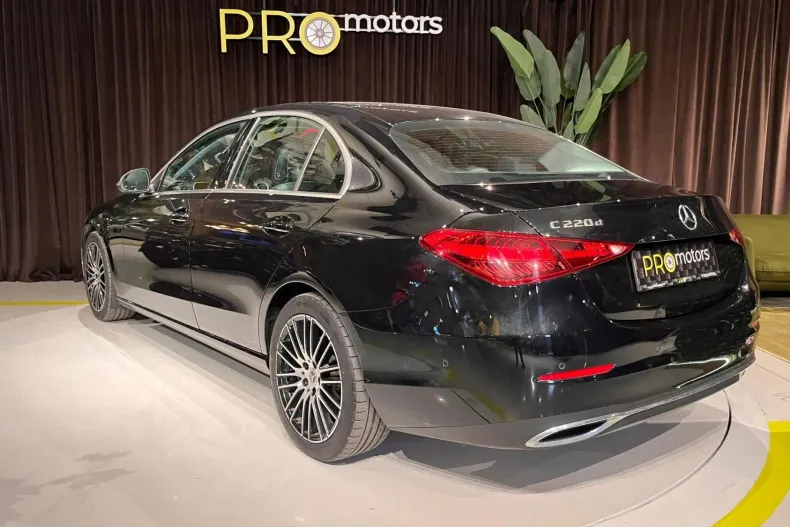 Mercedes-Benz C din 2023 cu 72.500 km - oferta MER185345 - foto 11