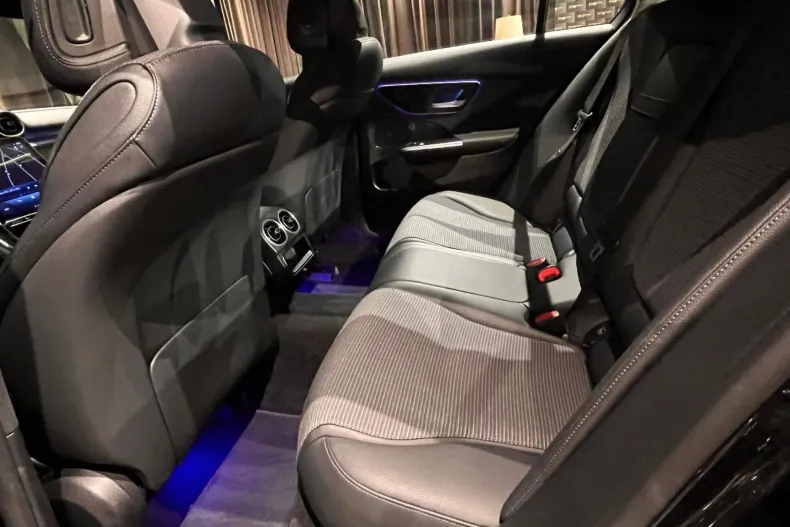 Mercedes-Benz C din 2023 cu 72.500 km - oferta MER185345 - foto 24