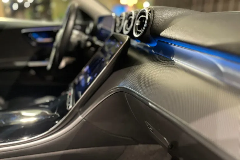 Mercedes-Benz C din 2023 cu 72.500 km - oferta MER185345 - foto 30