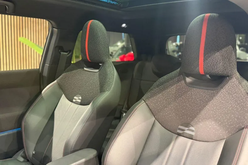 MINI Cooper SE din 2024 cu 31.500 km - oferta MIN185346 - foto 23