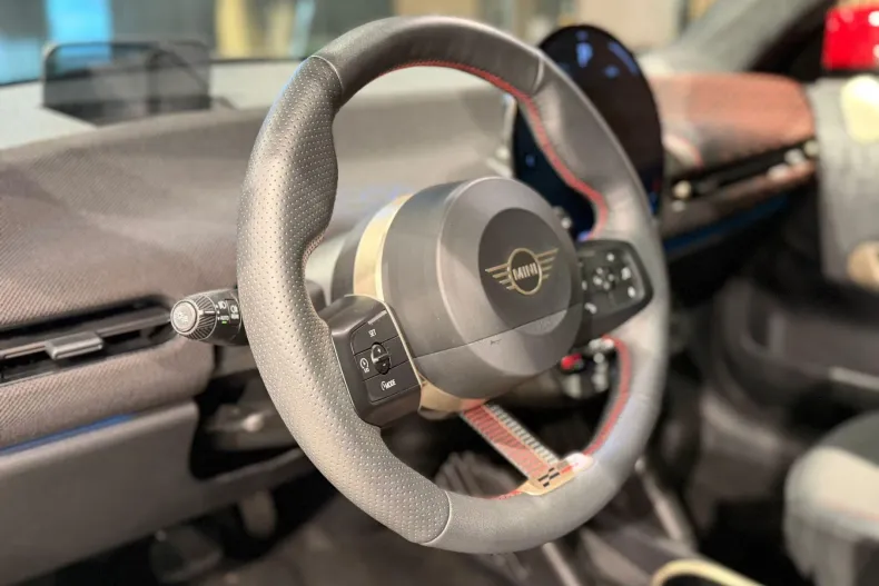 MINI Cooper SE din 2024 cu 31.500 km - oferta MIN185346 - foto 26