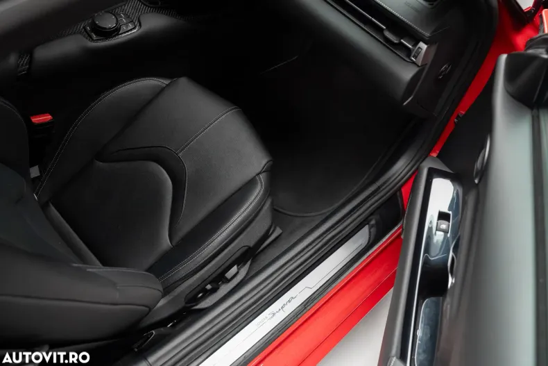 Toyota Supra din 2024 cu 6.000 km - oferta TOY185352 - foto 7