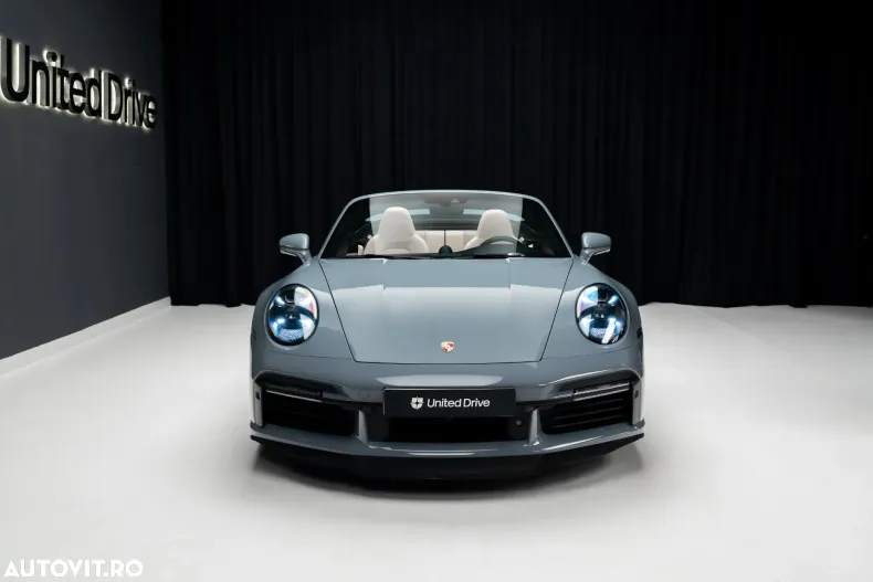 Porsche 911 din 2023 cu 11.700 km - oferta POR185353 - foto 2