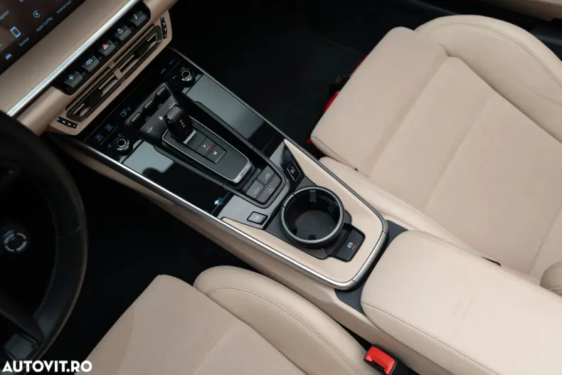 Porsche 911 din 2023 cu 11.700 km - oferta POR185353 - foto 7