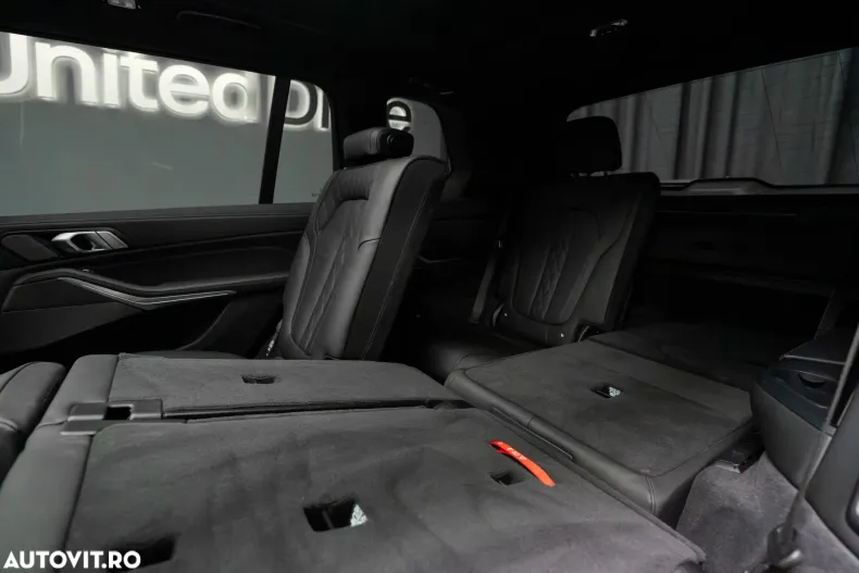 BMW X7 (Seria X) din 2024 cu 21.100 km - oferta BMW185356 - foto 7