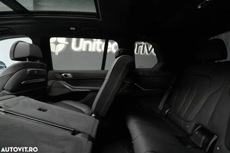 BMW X7 (Seria X) din 2024 cu 21.100 km - oferta BMW185356 - foto 9