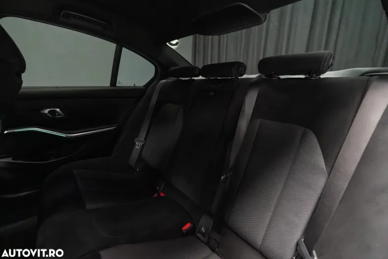 BMW Seria 3 din 2024 cu 24.400 km - oferta BMW185357 - foto 12