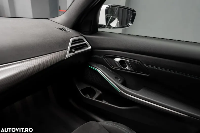 BMW Seria 3 din 2024 cu 24.400 km - oferta BMW185357 - foto 18