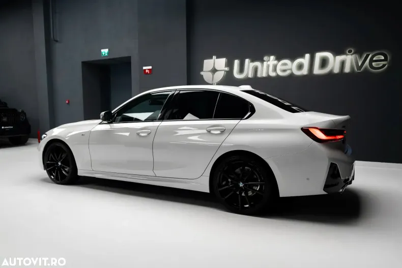 BMW Seria 3 din 2024 cu 24.400 km - oferta BMW185357 - foto 32