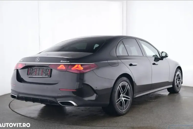 Mercedes-Benz E din 2025 cu 8.903 km - oferta MER185364 - foto 2