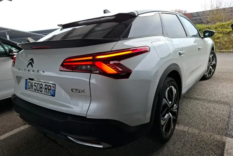 Citroën C5 X din 2023 cu 27.306 km - oferta CIT185383 - foto 4