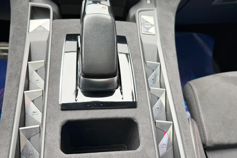 DS Automobiles DS 7 Crossback din 2022 cu 124.072 km - oferta DSA185384 - foto 37