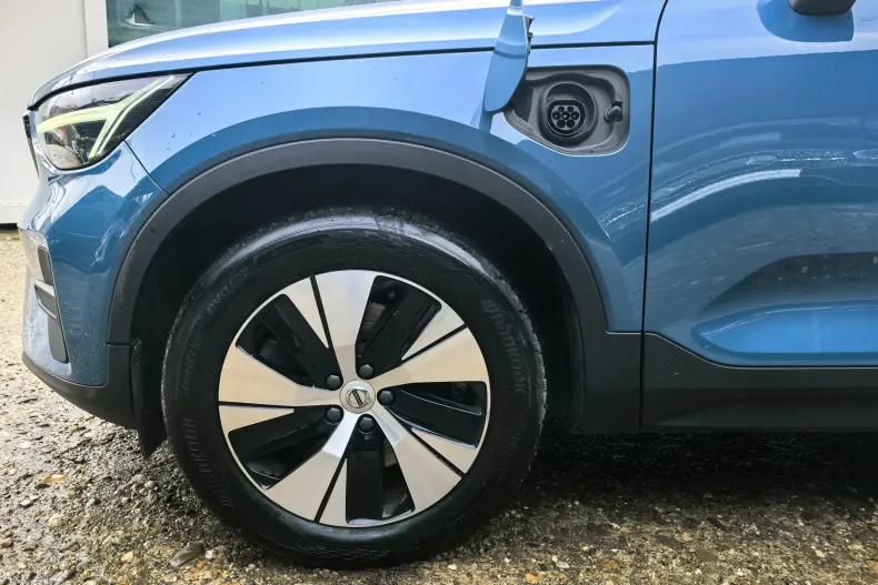 Volvo XC40 din 2022 cu 130.041 km - oferta VOL185392 - foto 23