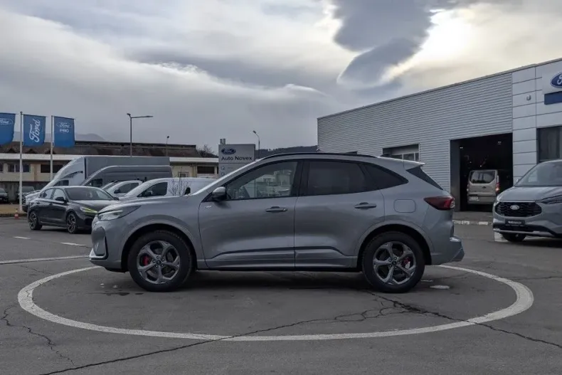 Ford Kuga din 2025 cu 1 km - oferta FOR185396 - foto 9