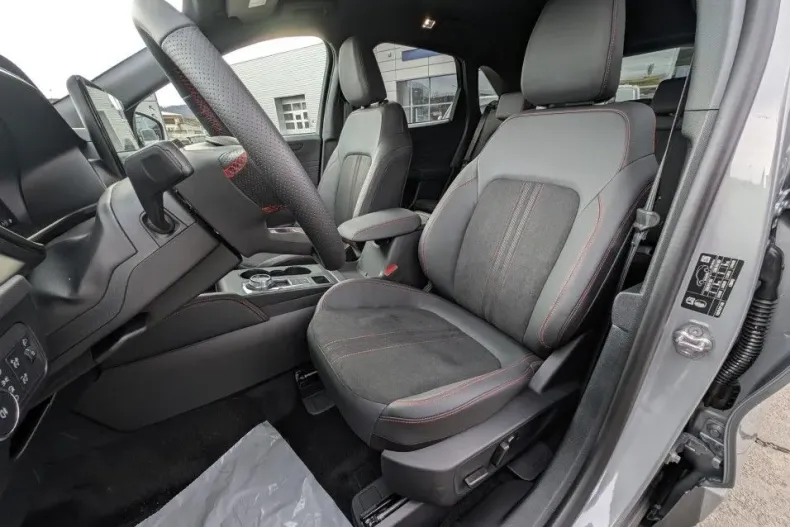 Ford Kuga din 2025 cu 1 km - oferta FOR185396 - foto 18