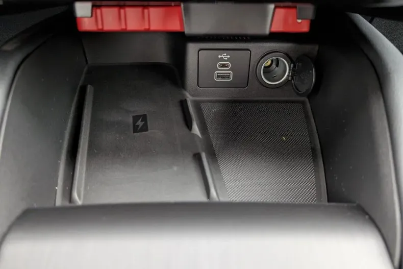 Ford Kuga din 2025 cu 1 km - oferta FOR185396 - foto 26