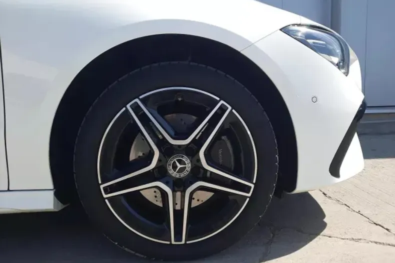 Mercedes-Benz CLA 250 (Clasa CLA) din 2023 cu 21.970 km - oferta MER185400 - foto 16