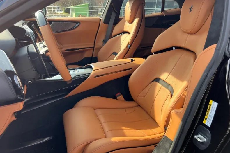 Ferrari Purosangue din 2025 cu 10 km - oferta FER185403 - foto 7