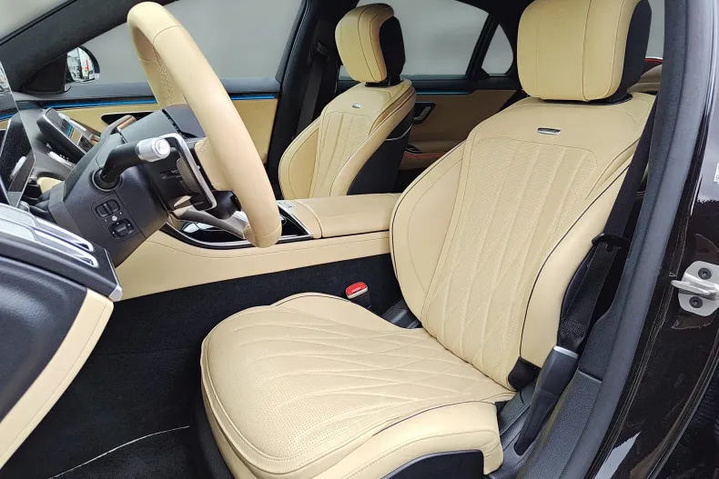 Mercedes-Benz S 63 AMG (Clasa S) din 2024 cu 16.500 km - oferta MER185404 - foto 11