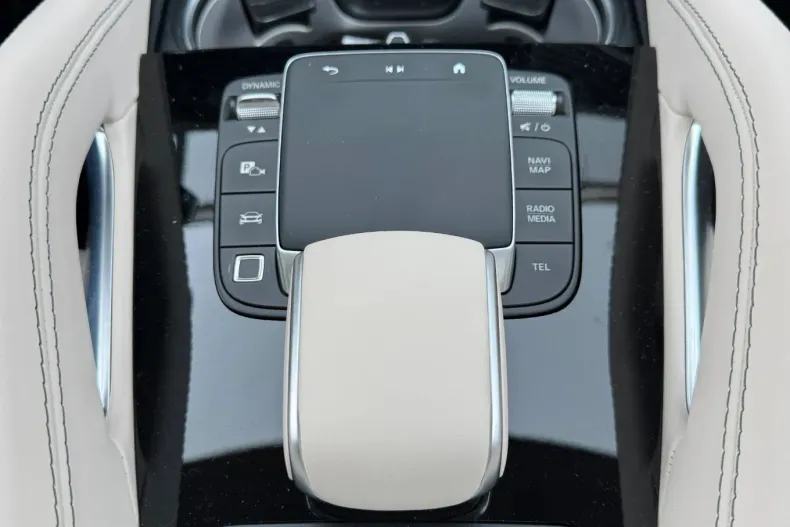 Mercedes-Benz GLE din 2025 cu 385 km - oferta MER185407 - foto 19