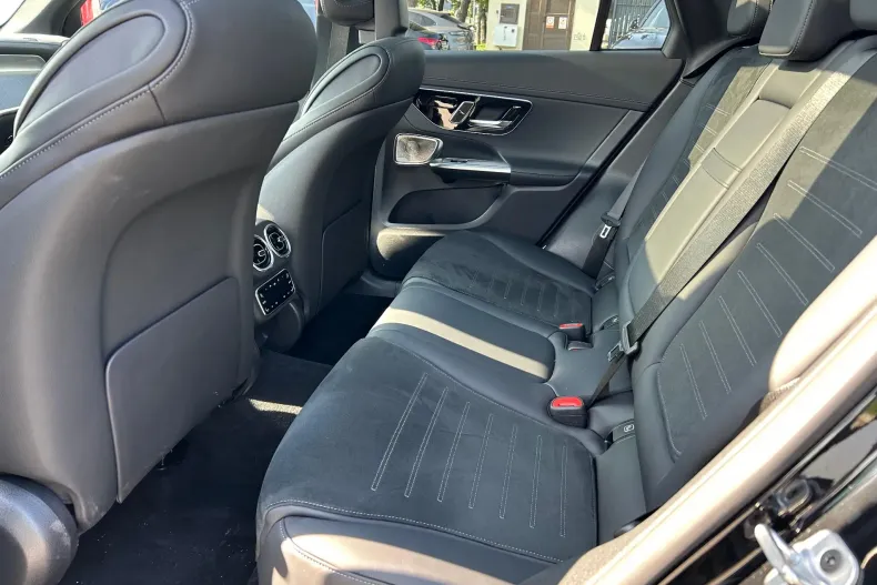 Mercedes-Benz GLC din 2023 cu 29.631 km - oferta MER185410 - foto 10