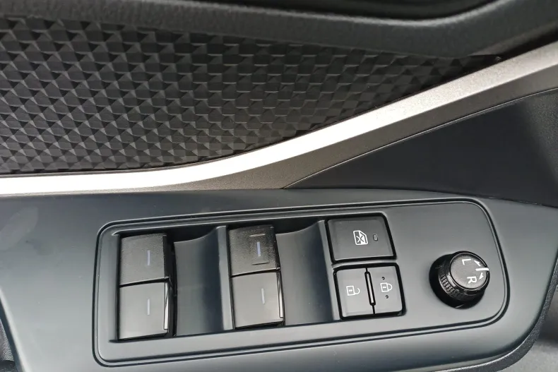 Toyota C-HR din 2021 cu 94.260 km - oferta TOY185414 - foto 10